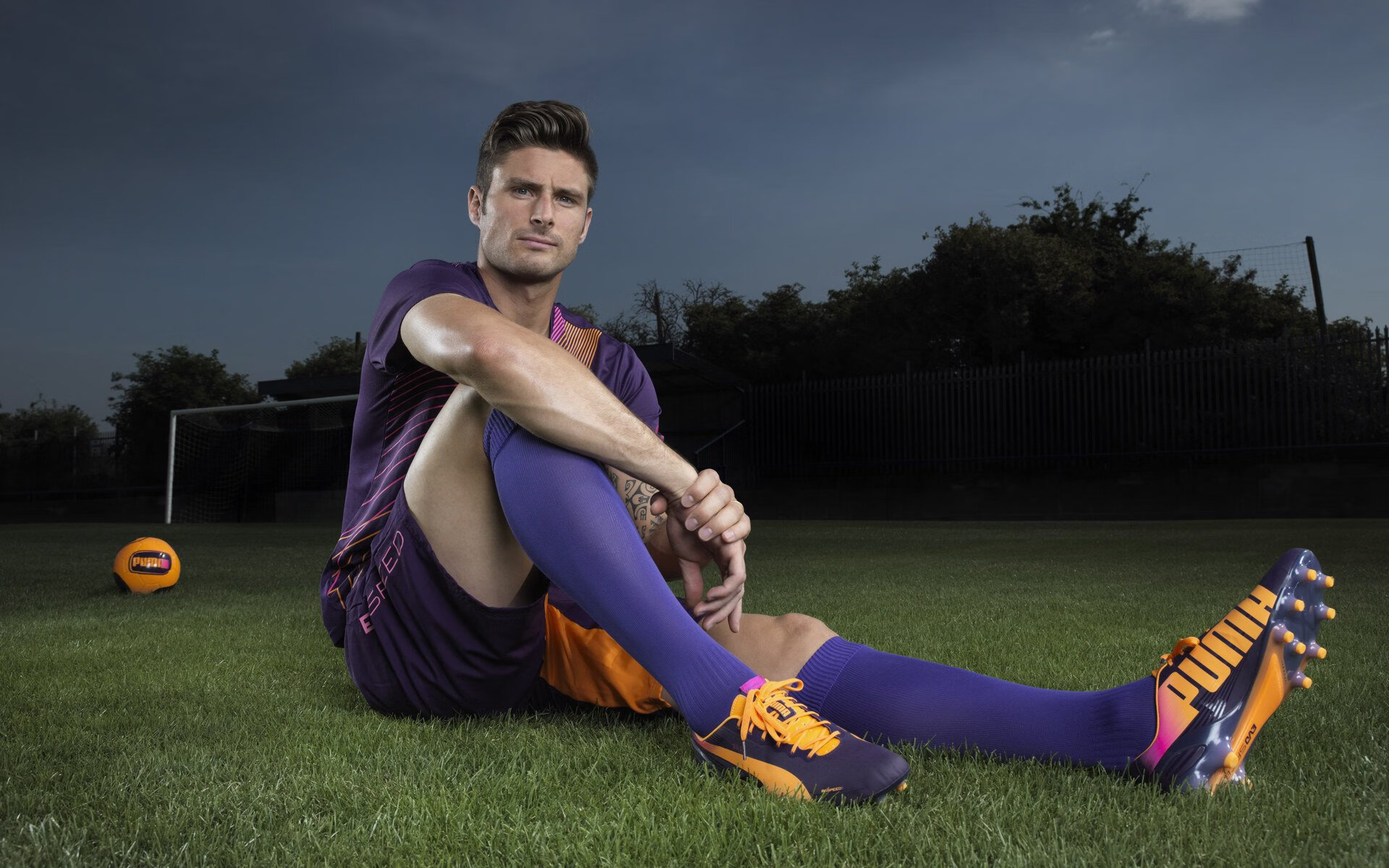 德罗巴重要时刻爆冷，日本队带队取胜！全场沸腾不已